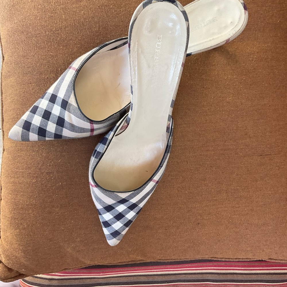 Burberry shoes